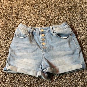 Size 1/25 high rise denim shorts
